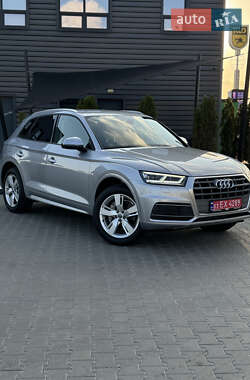 Позашляховик / Кросовер Audi Q5 2018 в Києві