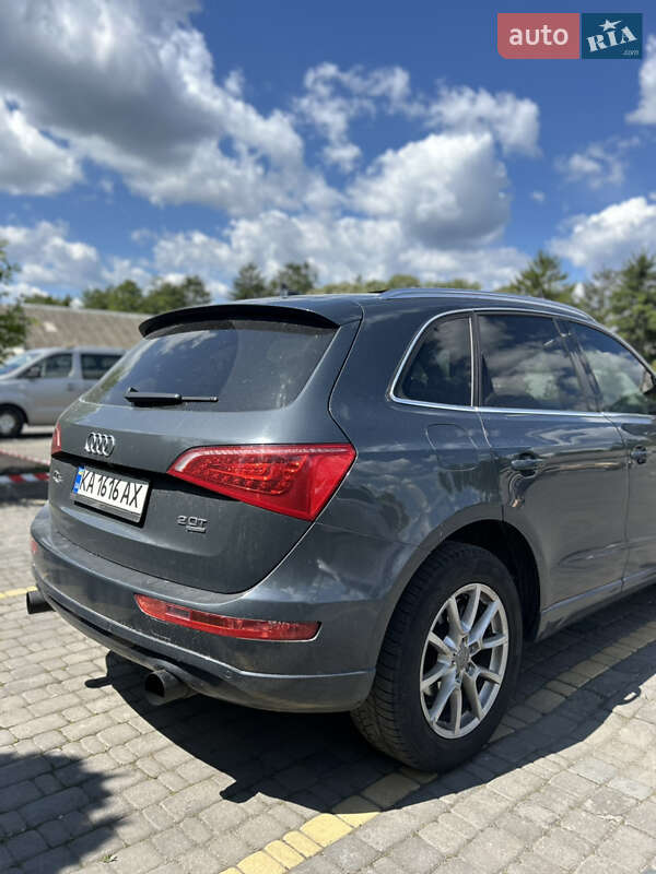 Внедорожник / Кроссовер Audi Q5 2011 в Киеве