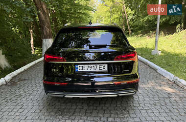 Позашляховик / Кросовер Audi Q5 2021 в 