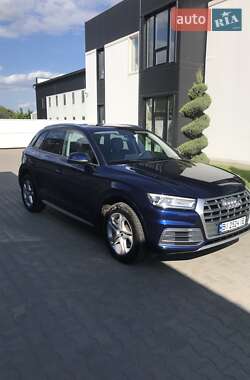 Позашляховик / Кросовер Audi Q5 2018 в Києві