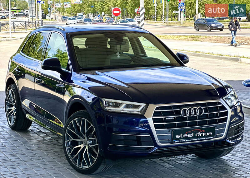 Внедорожник / Кроссовер Audi Q5 2017 в Николаеве