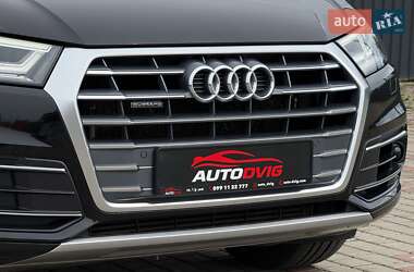 Внедорожник / Кроссовер Audi Q5 2018 в 