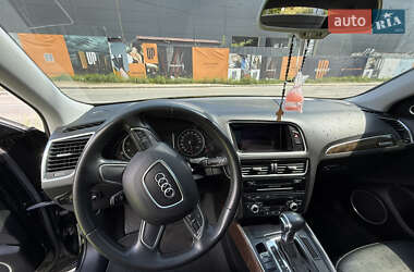 Внедорожник / Кроссовер Audi Q5 2016 в 