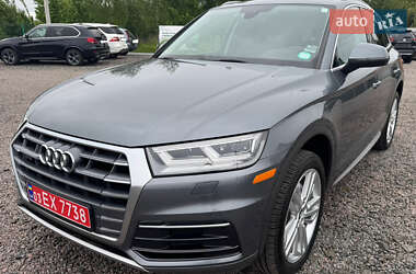 Позашляховик / Кросовер Audi Q5 2018 в Луцьку
