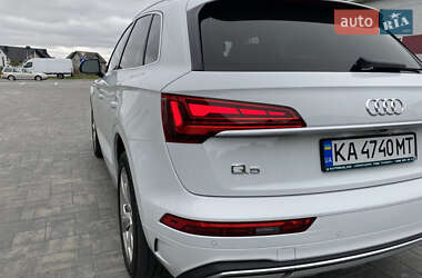 Внедорожник / Кроссовер Audi Q5 2021 в 