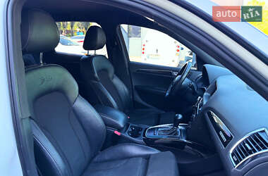 Внедорожник / Кроссовер Audi Q5 2010 в 