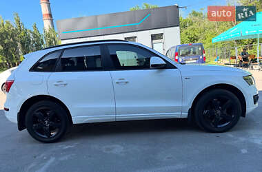 Внедорожник / Кроссовер Audi Q5 2010 в 