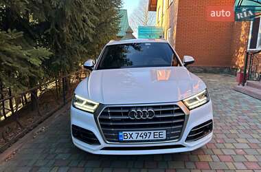 Внедорожник / Кроссовер Audi Q5 2017 в Хмельницком