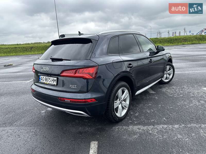 Внедорожник / Кроссовер Audi Q5 2017 в Львове