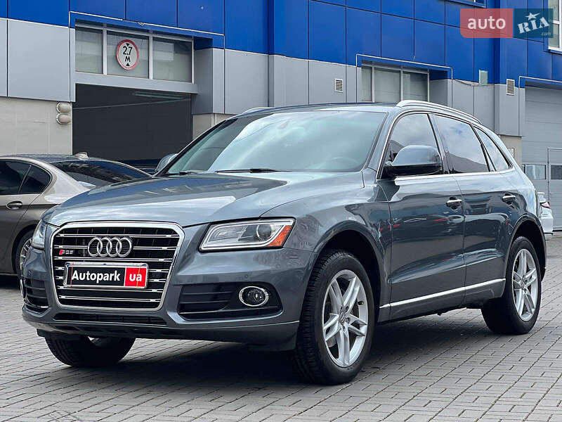 Позашляховик / Кросовер Audi Q5 2015 в 