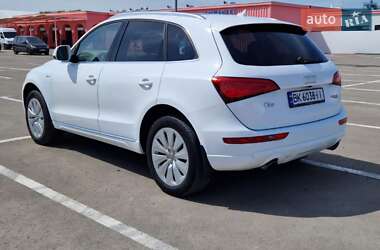 Внедорожник / Кроссовер Audi Q5 2012 в 