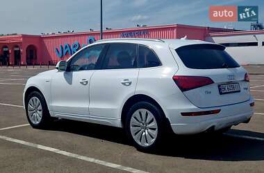 Внедорожник / Кроссовер Audi Q5 2012 в 