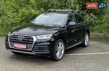 Внедорожник / Кроссовер Audi Q5 2017 в 