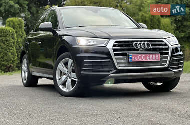 Позашляховик / Кросовер Audi Q5 2018 в 