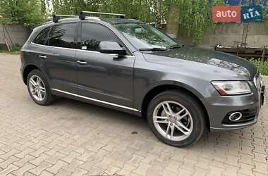 Внедорожник / Кроссовер Audi Q5 2015 в 