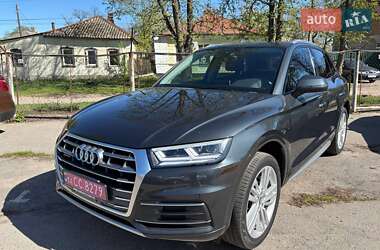 Позашляховик / Кросовер Audi Q5 2017 в Полтаві