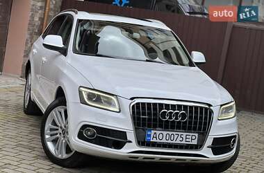 Внедорожник / Кроссовер Audi Q5 2010 в 