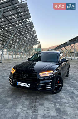Внедорожник / Кроссовер Audi Q5 2019 в 