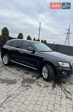 Внедорожник / Кроссовер Audi Q5 2015 в 