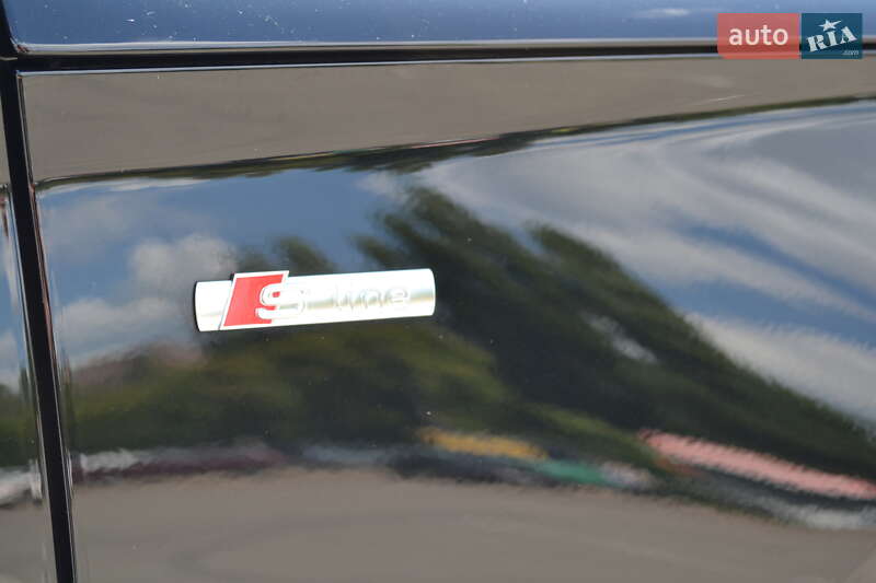 Внедорожник / Кроссовер Audi Q5 2023 в Киеве