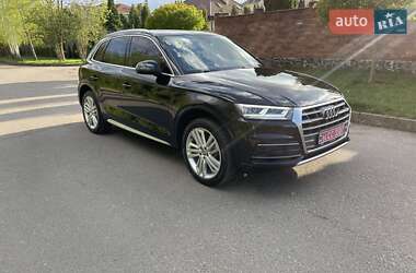 Внедорожник / Кроссовер Audi Q5 2019 в 