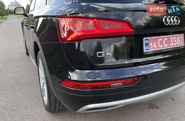 Внедорожник / Кроссовер Audi Q5 2019 в 