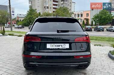 Внедорожник / Кроссовер Audi Q5 2023 в 
