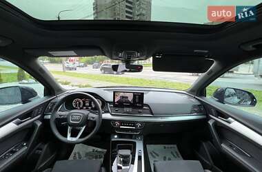 Внедорожник / Кроссовер Audi Q5 2023 в 