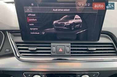 Позашляховик / Кросовер Audi Q5 2023 в 