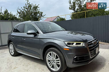 Позашляховик / Кросовер Audi Q5 2017 в Києві