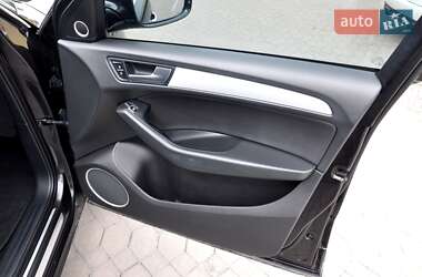 Внедорожник / Кроссовер Audi Q5 2016 в 
