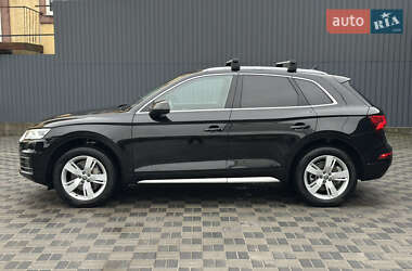Позашляховик / Кросовер Audi Q5 2018 в 