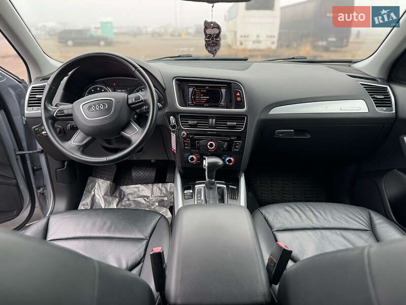 Внедорожник / Кроссовер Audi Q5 2011 в Львове