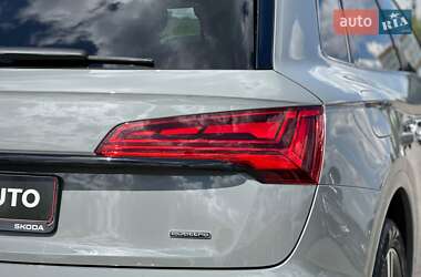 Внедорожник / Кроссовер Audi Q5 2022 в 