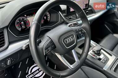 Внедорожник / Кроссовер Audi Q5 2022 в 