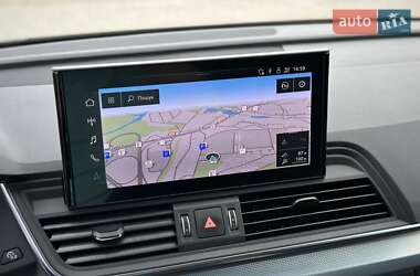Внедорожник / Кроссовер Audi Q5 2022 в 