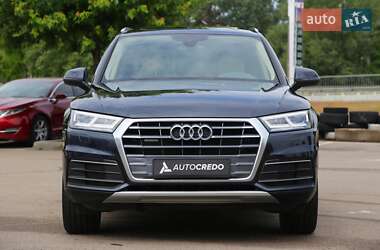 Позашляховик / Кросовер Audi Q5 2019 в 