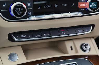 Позашляховик / Кросовер Audi Q5 2019 в 