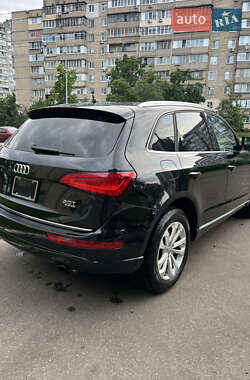 Внедорожник / Кроссовер Audi Q5 2016 в 