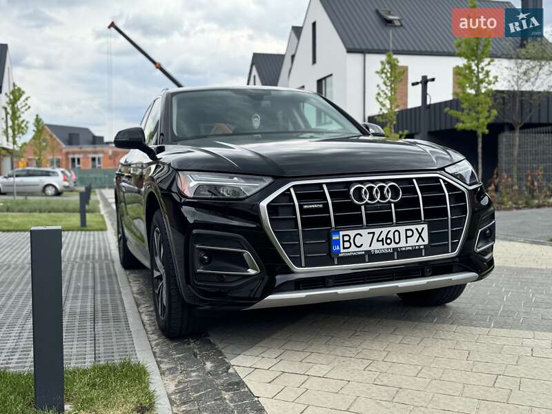 Внедорожник / Кроссовер Audi Q5 2021 в Львове
