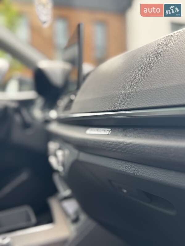 Внедорожник / Кроссовер Audi Q5 2021 в Львове