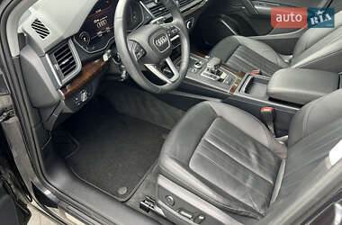 Позашляховик / Кросовер Audi Q5 2018 в 