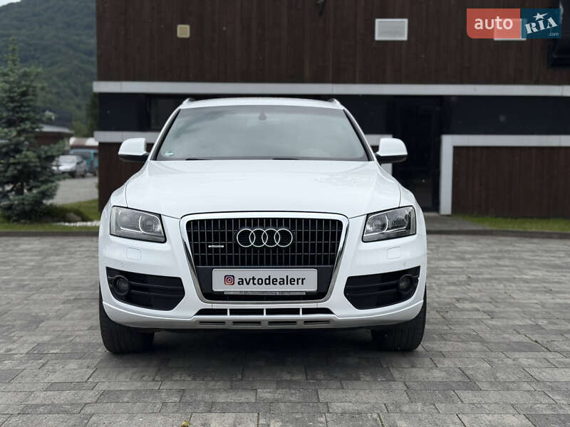 Внедорожник / Кроссовер Audi Q5 2012 в Тячеве
