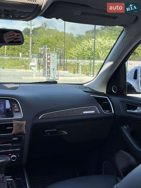 Внедорожник / Кроссовер Audi Q5 2014 в Виноградове