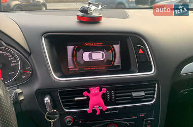 Внедорожник / Кроссовер Audi Q5 2010 в 