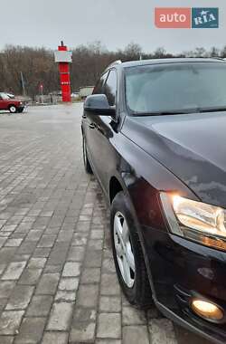 Внедорожник / Кроссовер Audi Q5 2011 в 