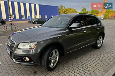 Внедорожник / Кроссовер Audi Q5 2015 в 