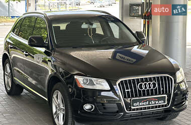 Внедорожник / Кроссовер Audi Q5 2016 в 