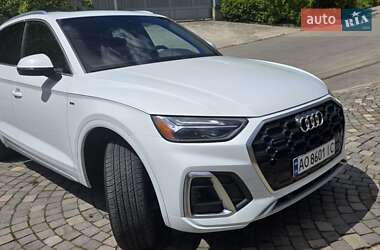 Внедорожник / Кроссовер Audi Q5 2021 в 