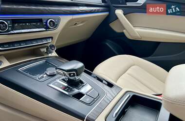 Позашляховик / Кросовер Audi Q5 2017 в 